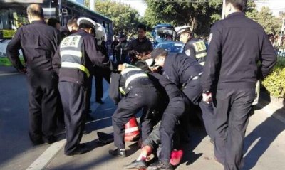 ​河南砍人事变 精力病人连砍6人致死_无人敢上前遏止