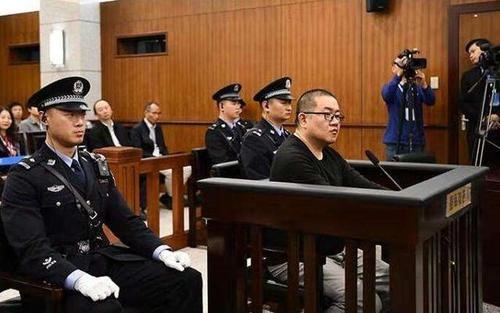 孙小果死刑