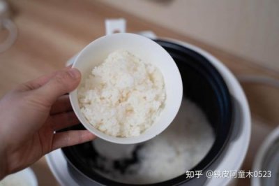 ​电压力锅蒸米饭按哪个键(电压力锅蒸米饭需要多长时间)