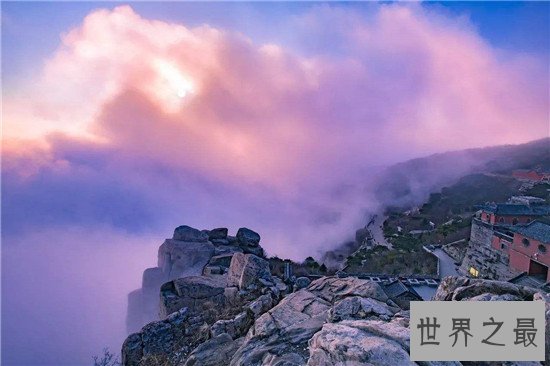 中国大好河山风光无限 五岳各具风采令人流连忘返