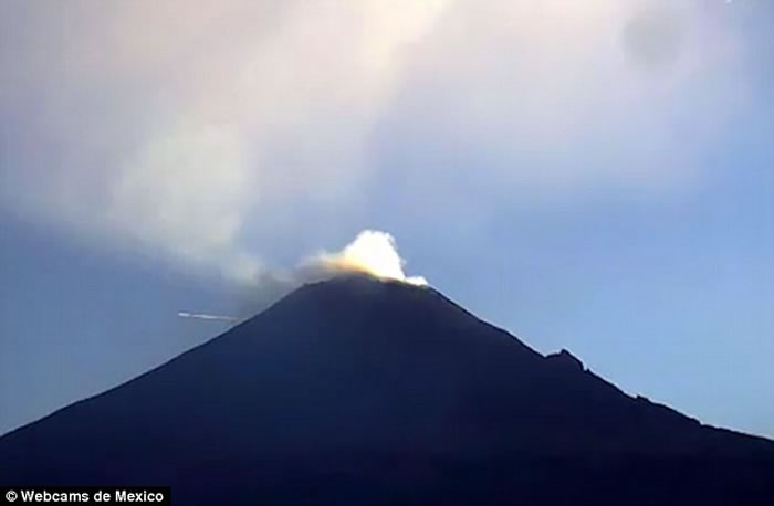 墨西哥波波卡特佩特火山爆发又吸引外星人到访？