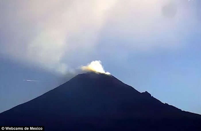 墨西哥波波卡特佩特火山爆发又吸引外星人到访？