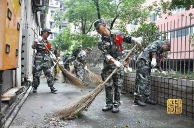 ​泸州金牌50度(泸州金牌老窖52度浓香型多少钱一瓶)