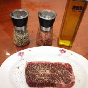 ​配红酒的肉是什么肉？配红酒的肉是什么肉做的