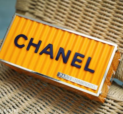 chanel集装箱多少钱？香奈儿集装箱包包正品价格