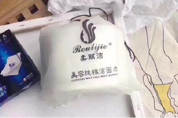 洗脸巾干用还是湿用 洗脸巾要不要一天一换