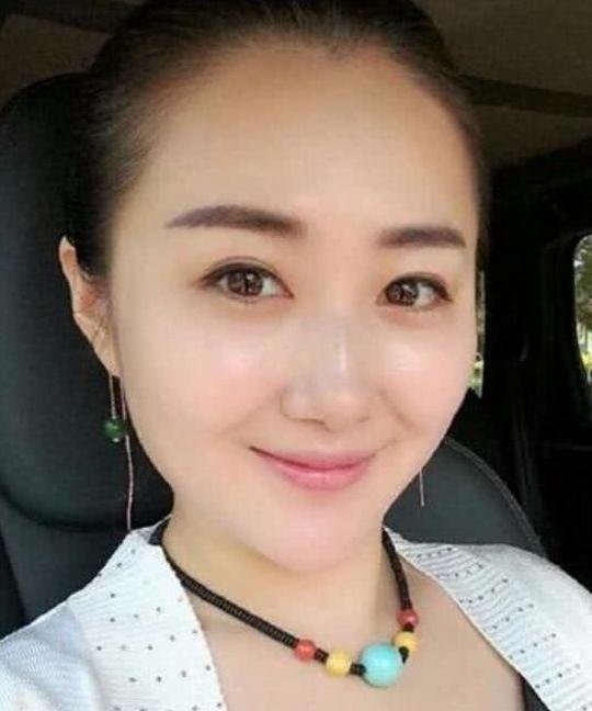 38岁宋小宝老婆曝光，原来是我们熟悉的她，长成这样难怪藏起来