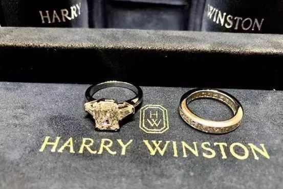 黄子韬买了颗3克拉的钻戒，HarryWinston——钻石之王