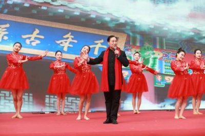 ​从“田间地头”转向“网络云端” 马街书会续演中华曲艺多姿多彩