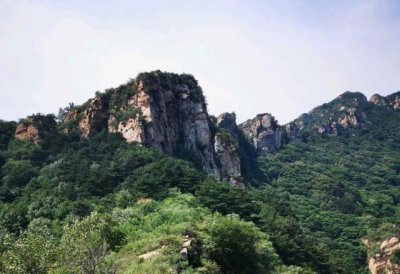 ​原始森林配大湖风光,却是高山流水配长城峡谷的经典徒步,足够酷