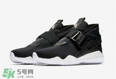 ​nikelab acg 07 kmtr机能运动鞋黑白配色什么时候发售？