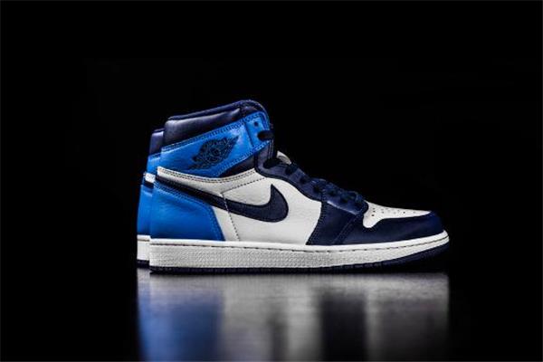 aj1黑曜石北卡蓝开箱测评 aj1北卡蓝黑曜石上脚效果