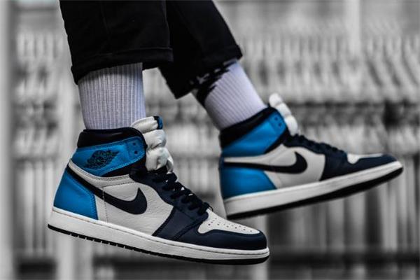 aj1黑曜石北卡蓝开箱测评 aj1北卡蓝黑曜石上脚效果