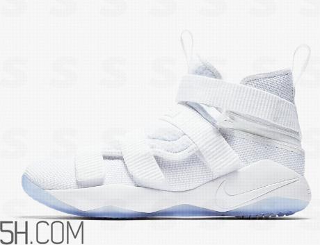 nike lebron soldier 11 flyease士兵11拉链版怎么样？