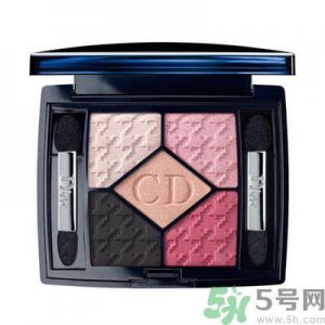 ​Dior5色眼影适合什么年龄人用？迪奥5色眼影好用吗？