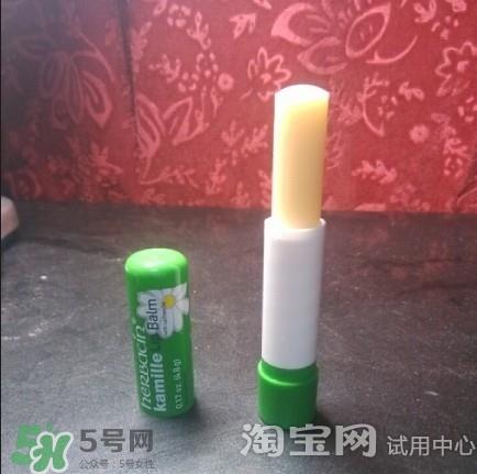 小甘菊唇膏小孩能用吗？herbacin贺本清小甘菊唇膏小孩可以用吗？