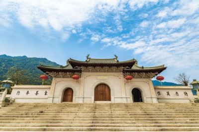 ​韶关最大的佛寺，云门寺