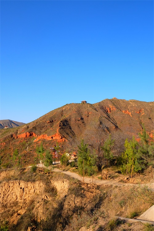 甘肃会宁最美桃花山，这里浓缩着一条红军长征路