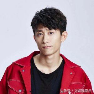 ​张一山《柒个我》表情包来袭 网友喊话导演：斗图不够用啦！